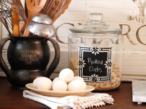 original_marian-parsons-kitchen-chalkboard-canister-beauty_s4x3_lg